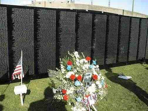 The Viet Nam Moving Wall